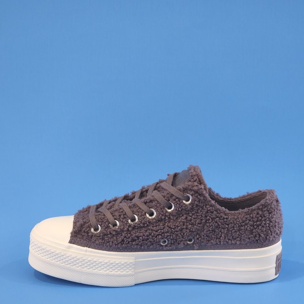 Converse CTAS Lift Ox Violet Ore Sherpa Women's Platform Sneakers 572201C NWT - Picture 3 of 6